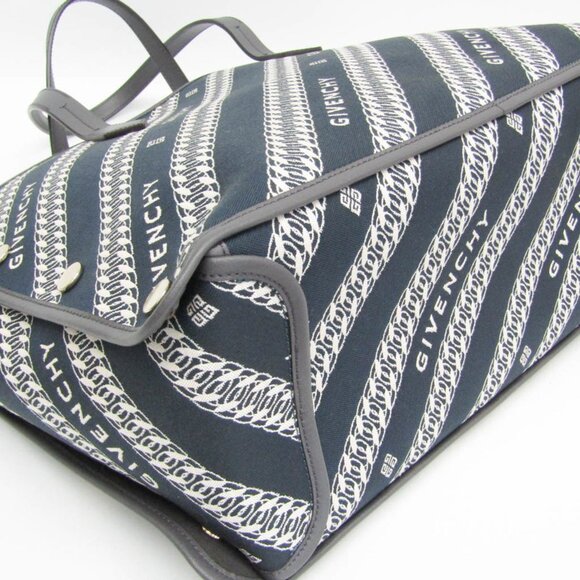 GIVENCHY White Leather Tote Bag - Picture 5 of 12